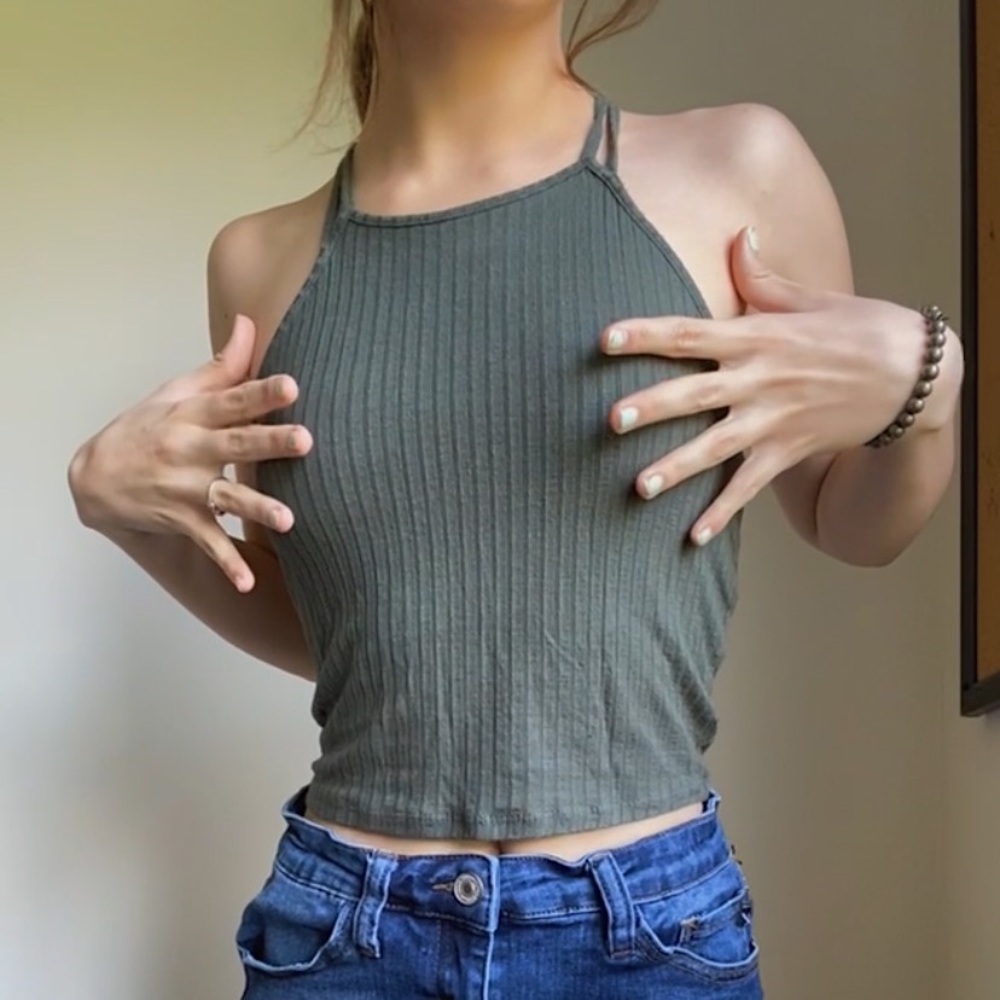 Charlotte Russe Ribbed Olive Green Tank - New Without Tags 🫒☀️